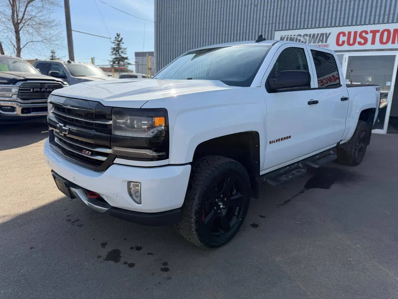 Chevrolet Silverado 1500 photo Chevrolet Silverado 1500