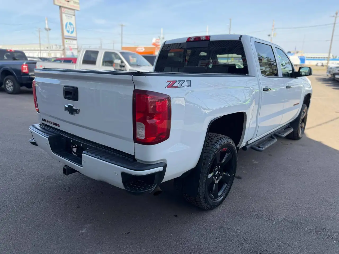 Chevrolet Silverado 1500 photo Chevrolet Silverado 1500