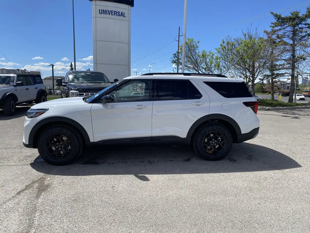 Ford Explorer photo Ford Explorer