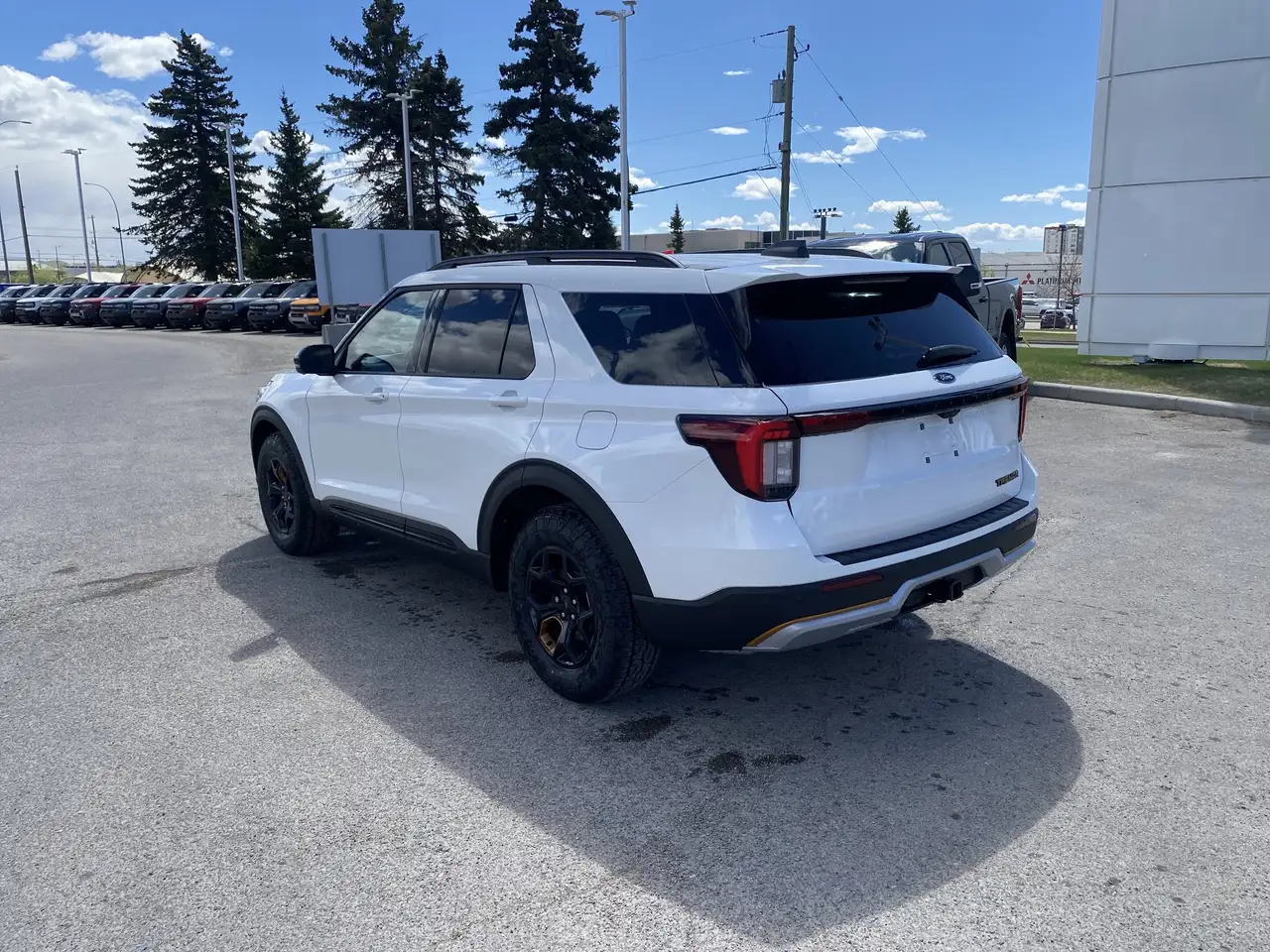 Ford Explorer photo Ford Explorer