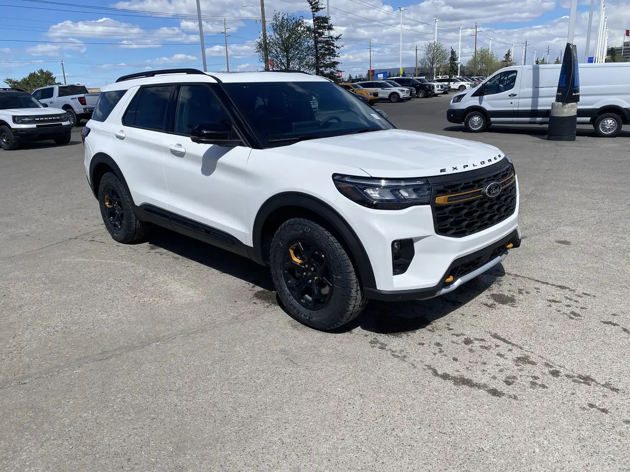 Ford Explorer photo Ford Explorer