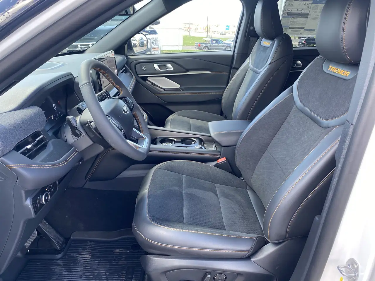 Ford Explorer photo Ford Explorer
