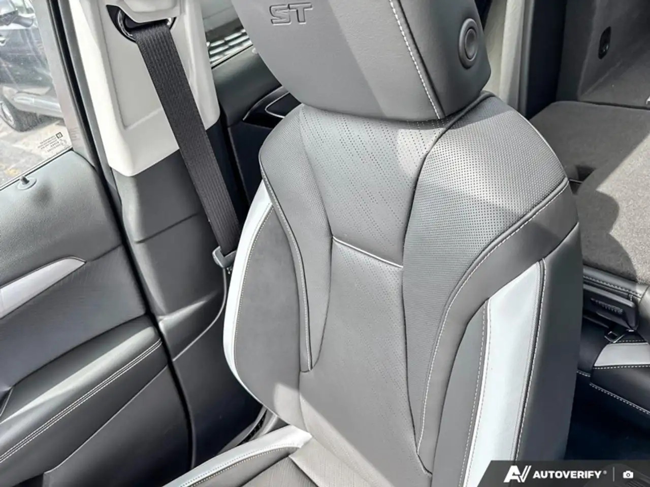 Buick Envision снимка Buick Envision