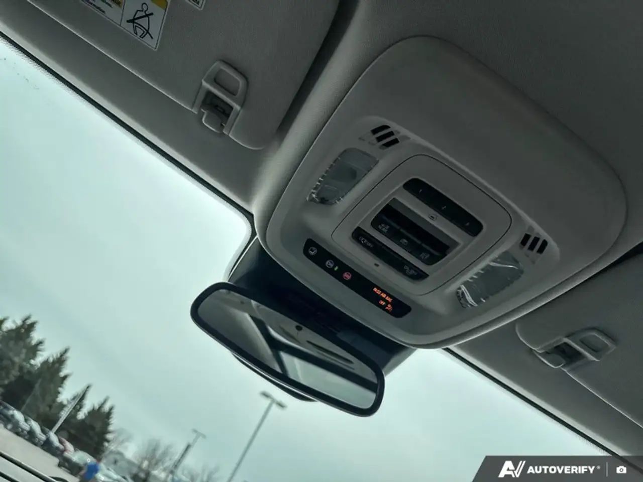 Buick Envision снимка Buick Envision