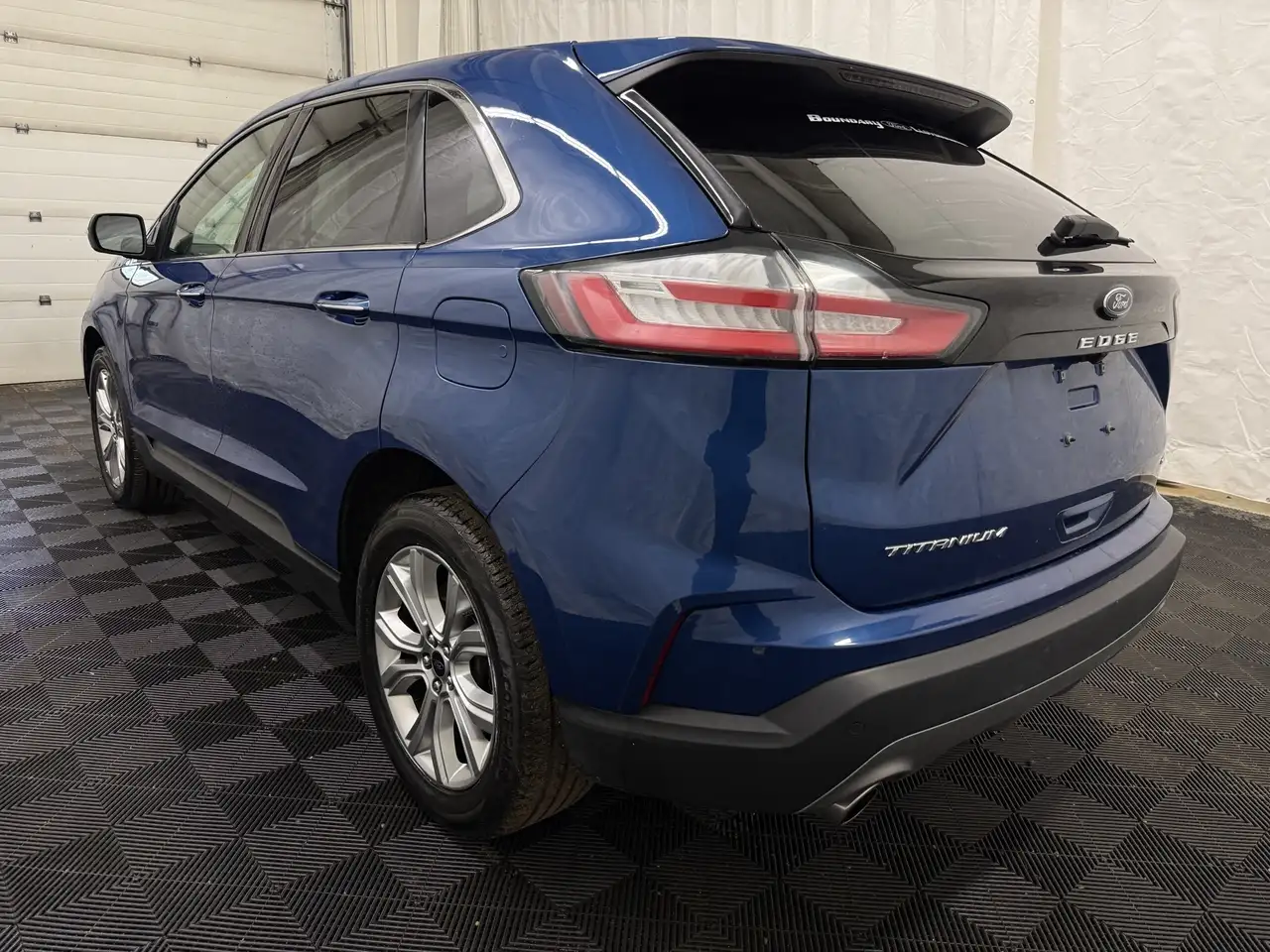 Ford Edge снимка Ford Edge