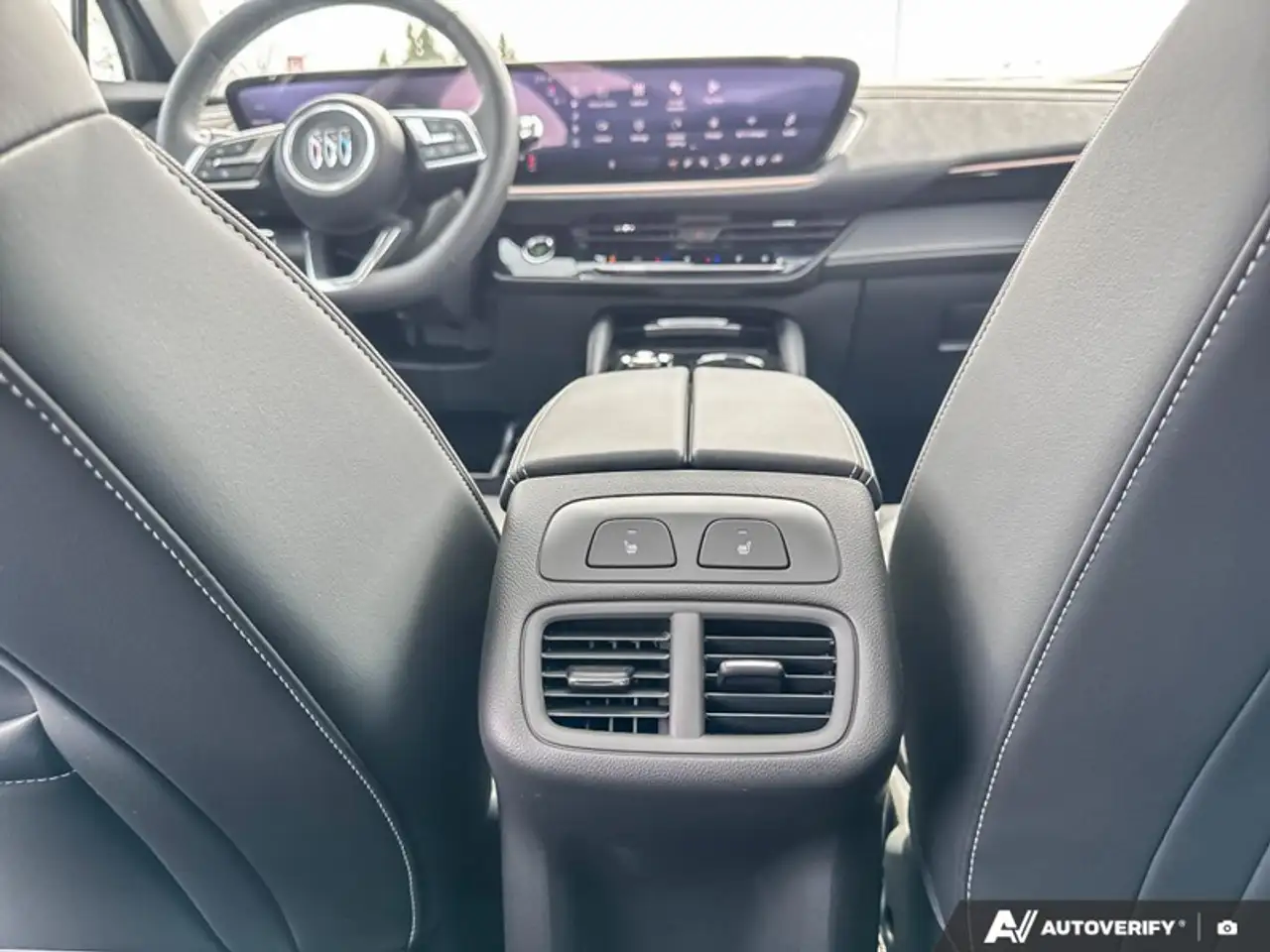 Buick Envision снимка Buick Envision