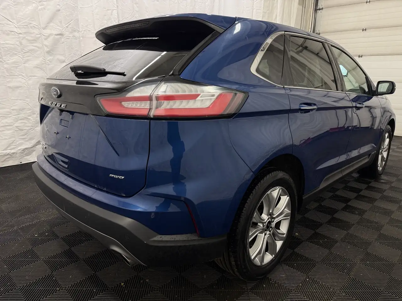 Ford Edge снимка Ford Edge