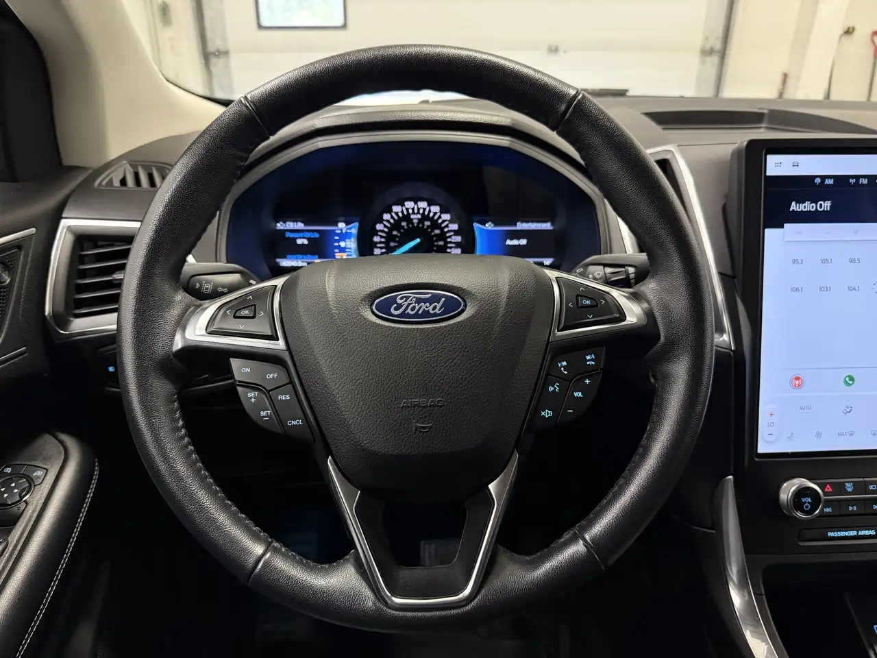 Ford Edge снимка Ford Edge