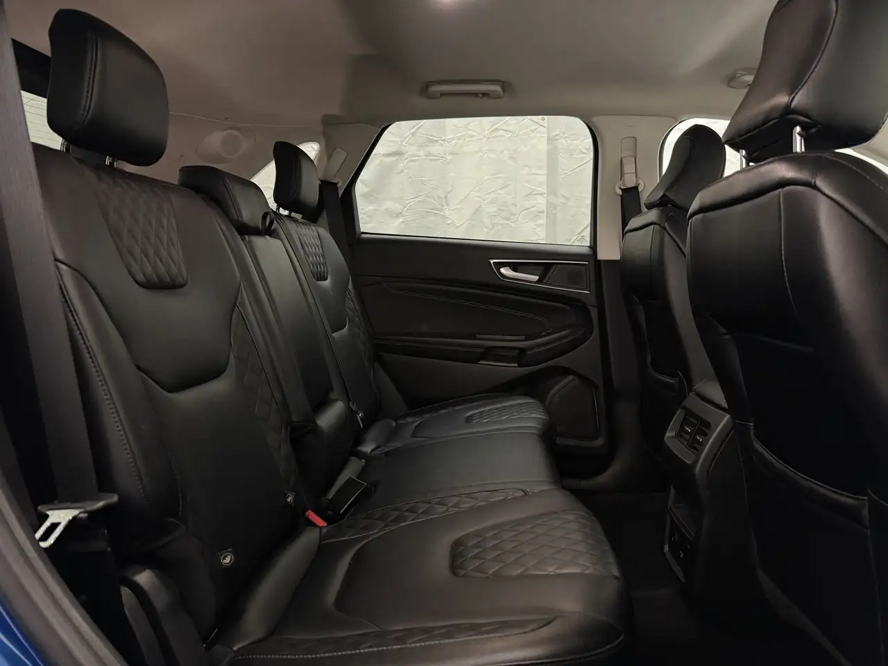 Ford Edge снимка Ford Edge