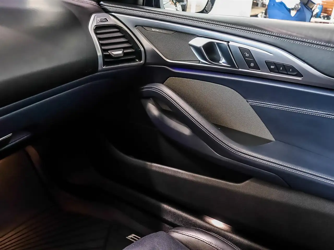 BMW 8 Series photo BMW 8 Series