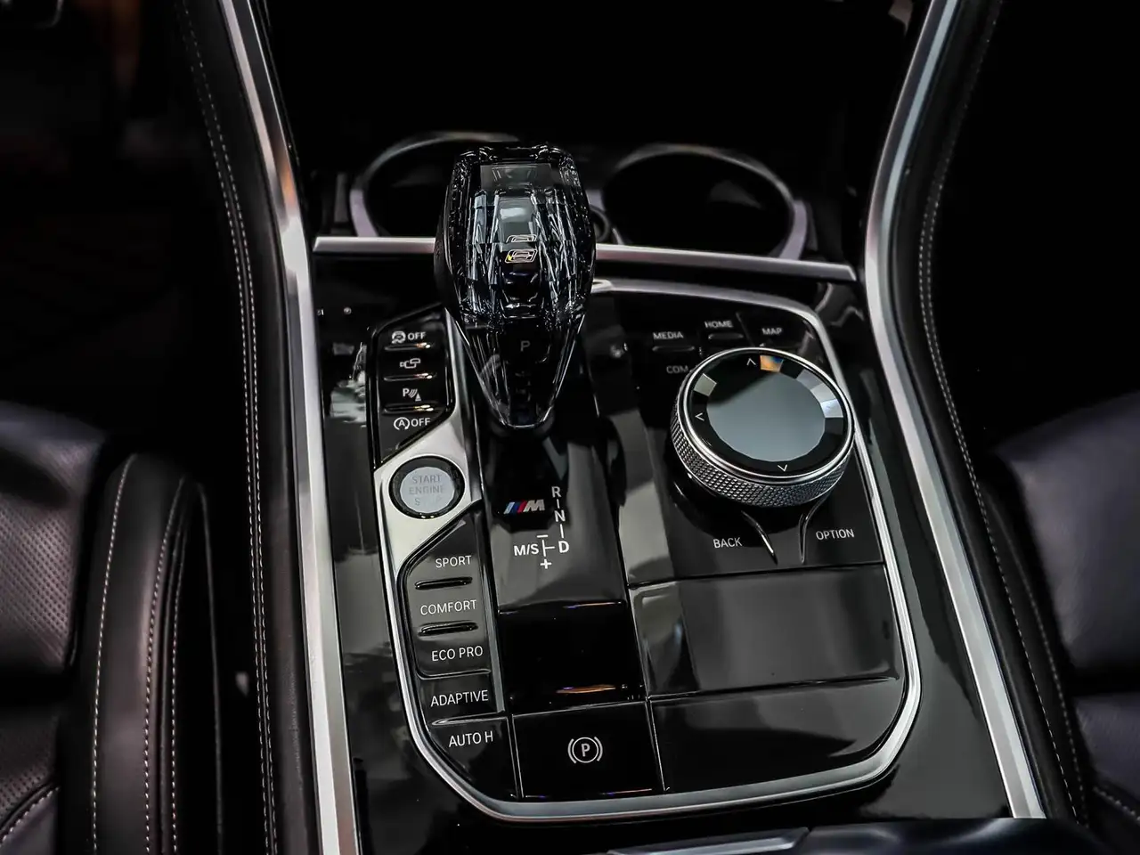 BMW 8 Series photo BMW 8 Series