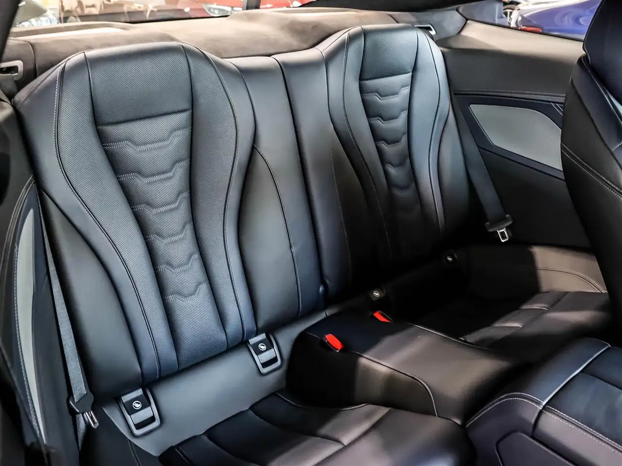 BMW 8 Series photo BMW 8 Series