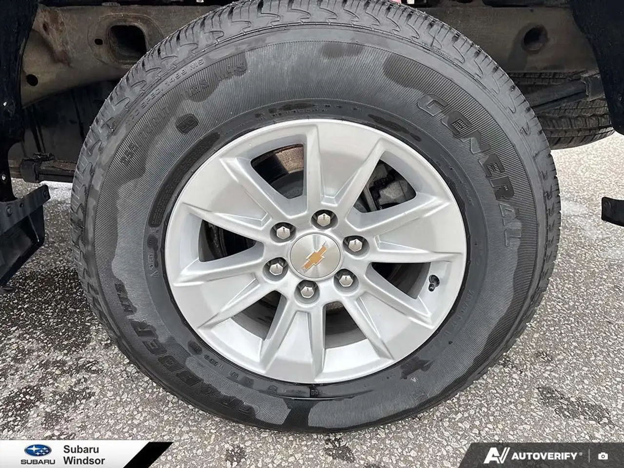 Chevrolet Silverado 1500 photo Chevrolet Silverado 1500