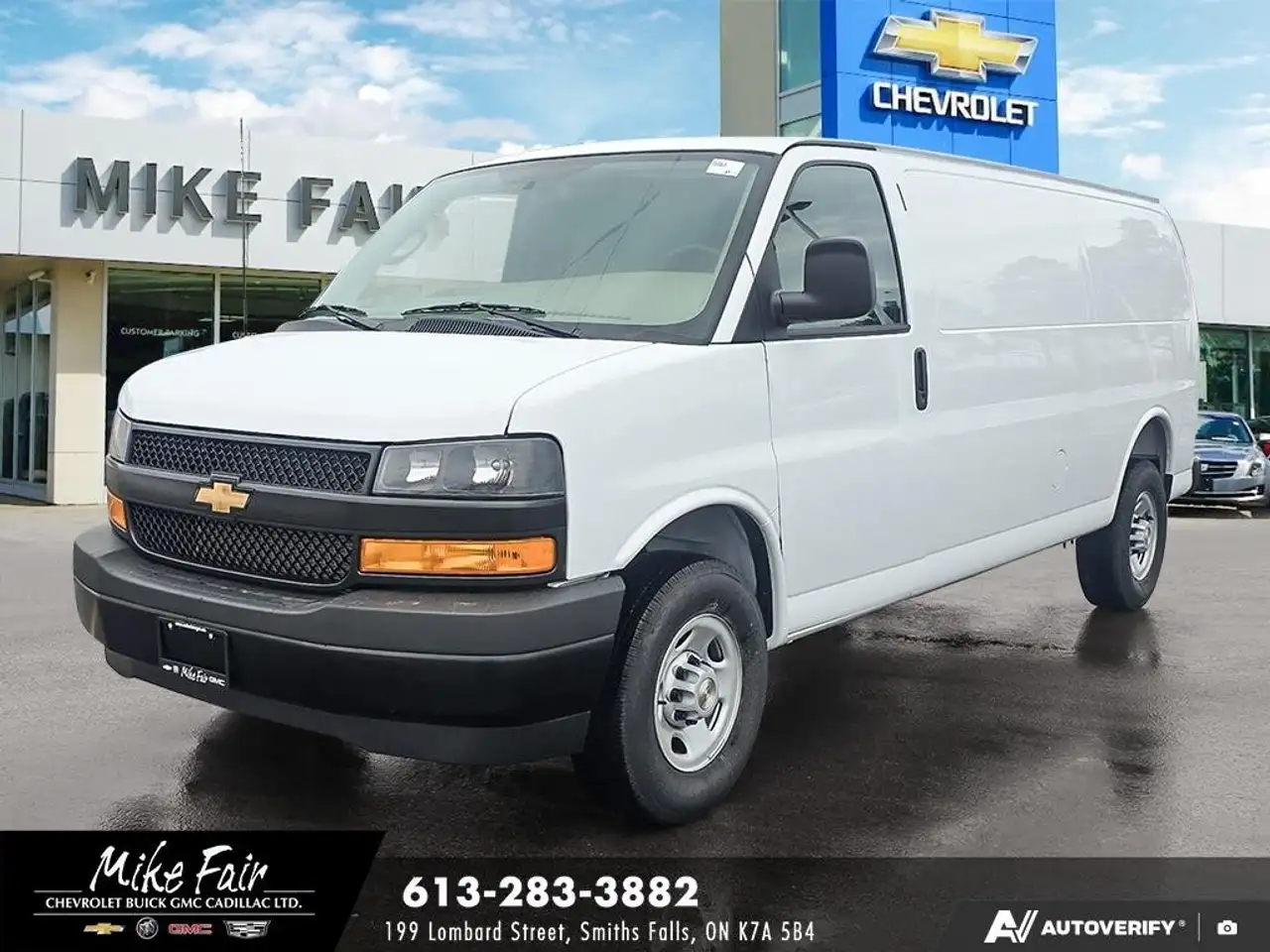 Chevrolet Express 2500 photo Chevrolet Express 2500