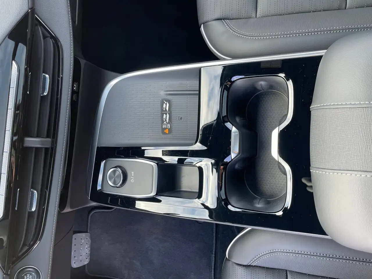 Buick Enclave photo Buick Enclave