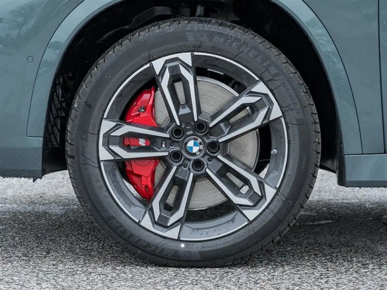 BMW X1 снимка BMW X1