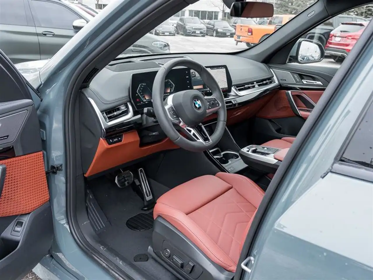 BMW X1 снимка BMW X1