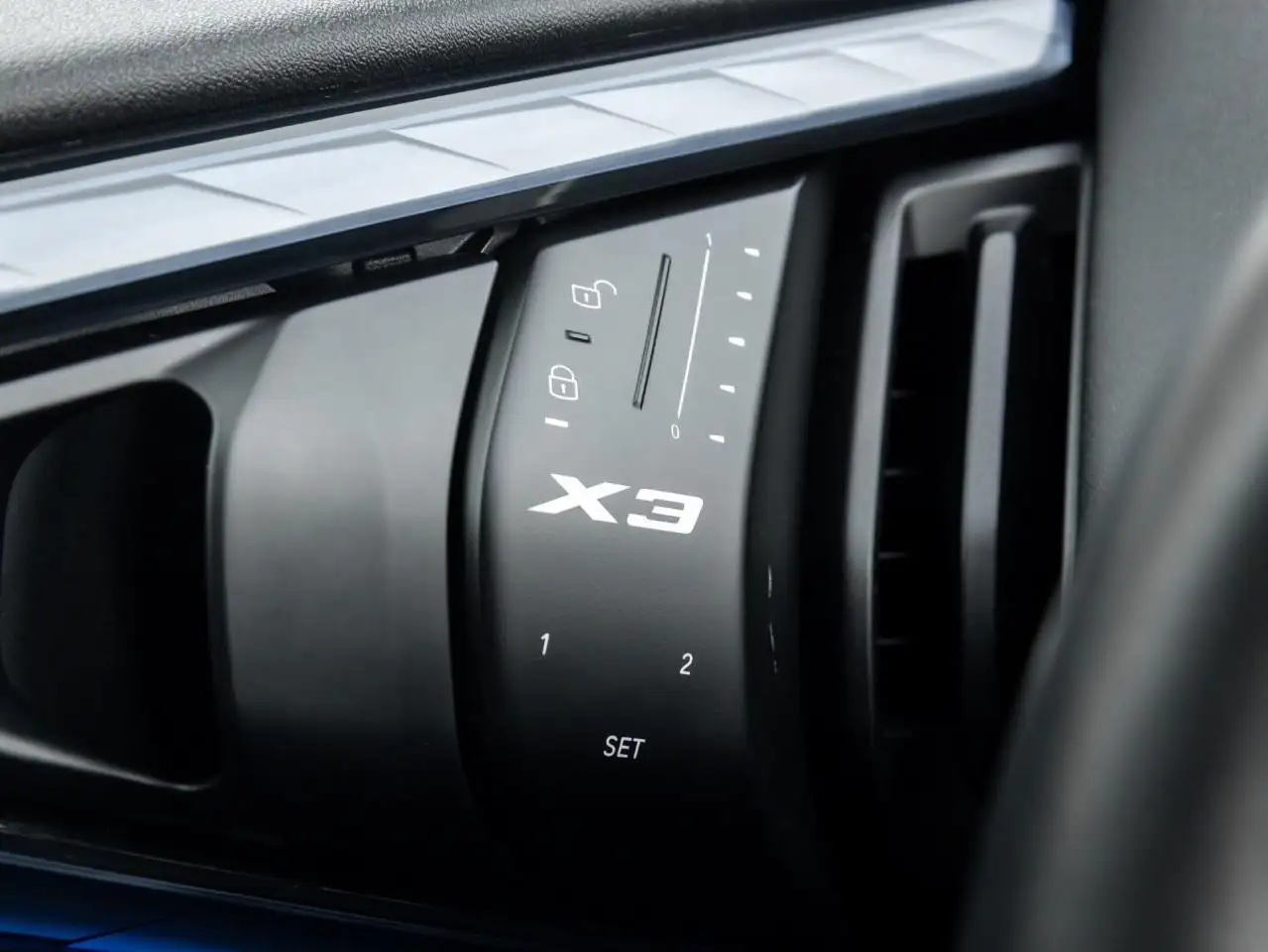 BMW X3 photo BMW X3