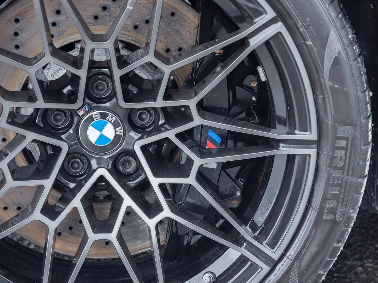 BMW M4 photo BMW M4