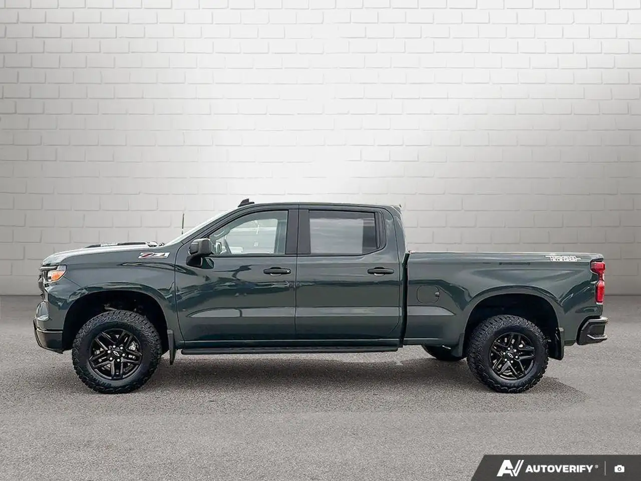 Chevrolet Silverado 1500 photo Chevrolet Silverado 1500