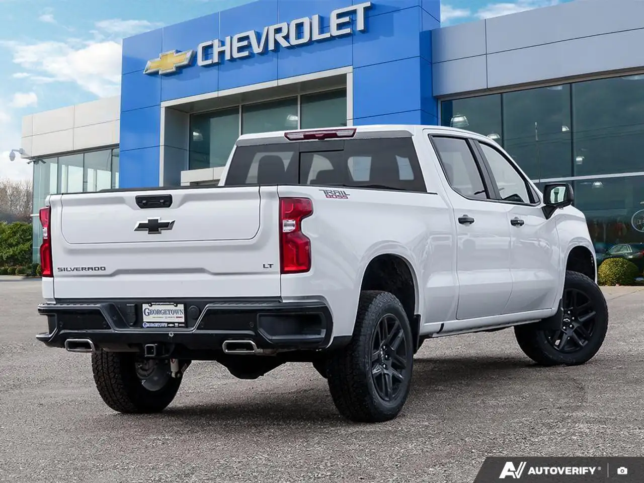 Chevrolet Silverado 1500 снимка Chevrolet Silverado 1500