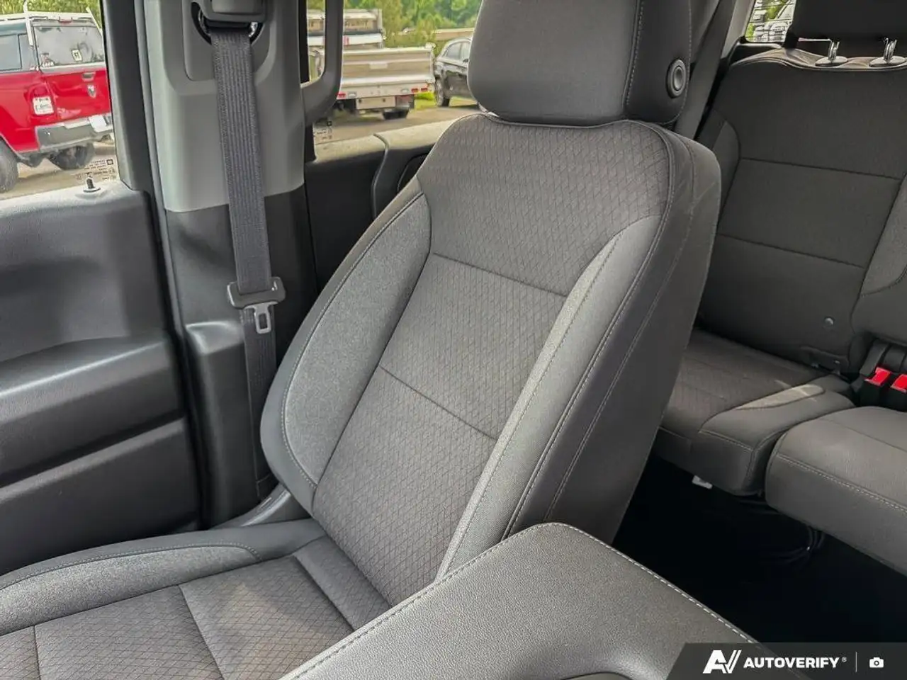 Chevrolet Silverado 1500 photo Chevrolet Silverado 1500