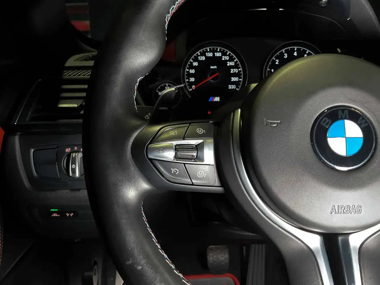 BMW M4 fotografie BMW M4