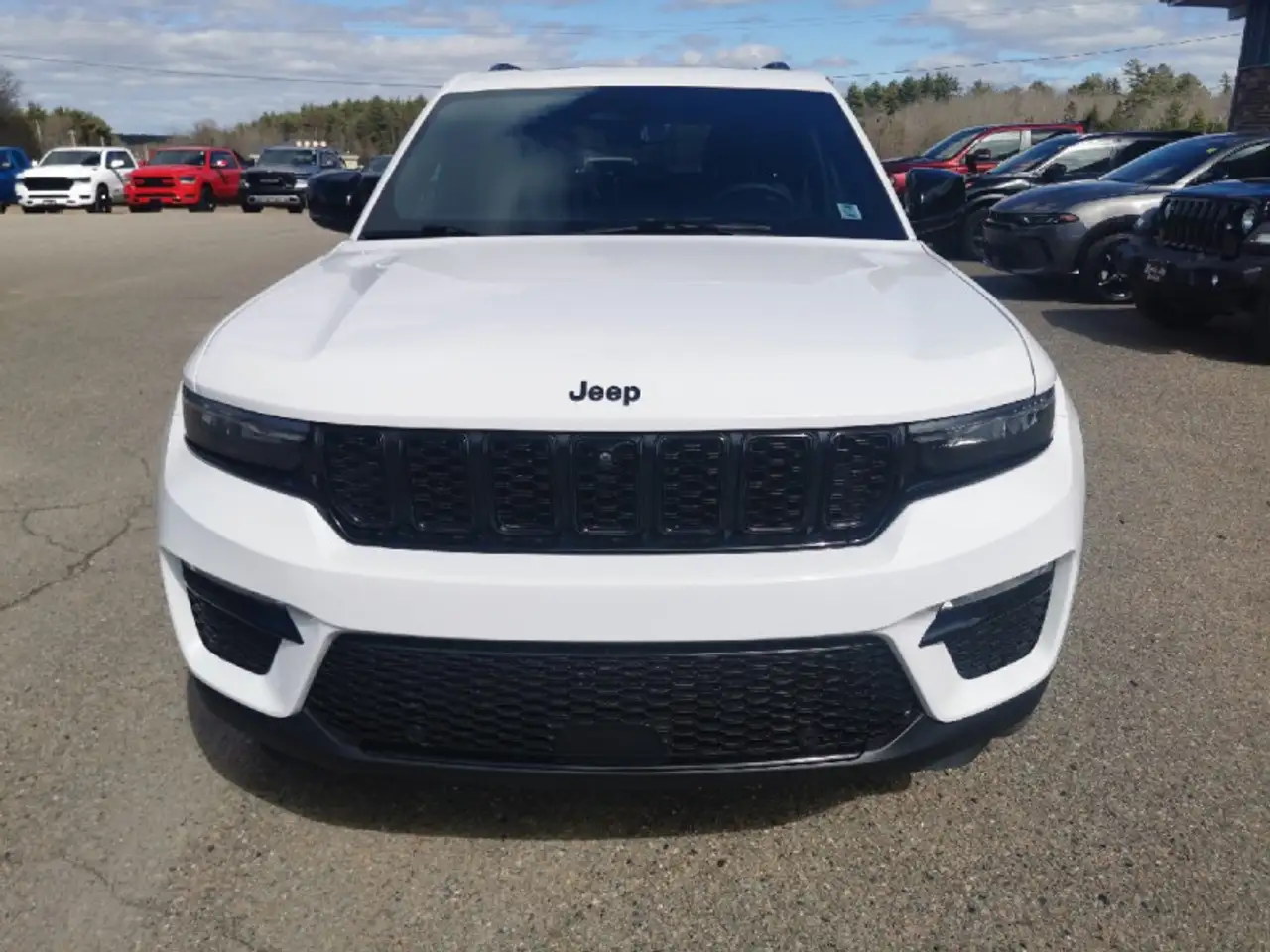 Jeep Grand Cherokee снимка Jeep Grand Cherokee
