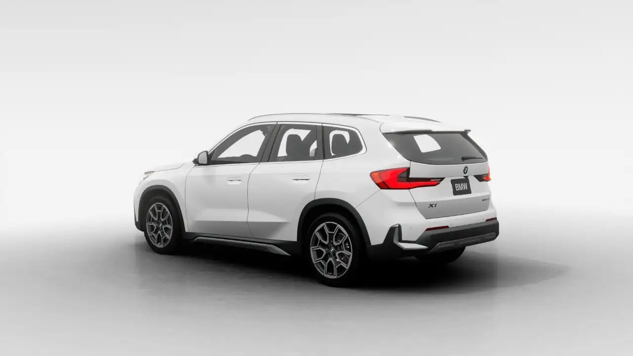 BMW X1 photo BMW X1