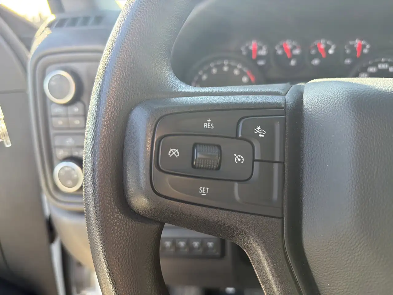 Chevrolet Silverado 1500 снимка Chevrolet Silverado 1500