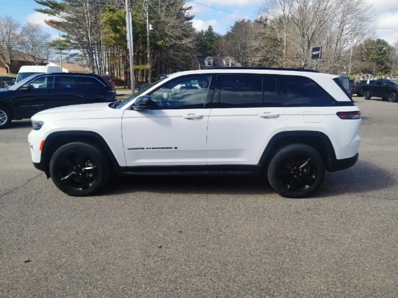Jeep Grand Cherokee снимка Jeep Grand Cherokee