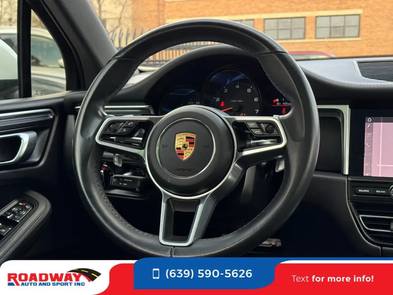 Porsche Macan снимка Porsche Macan