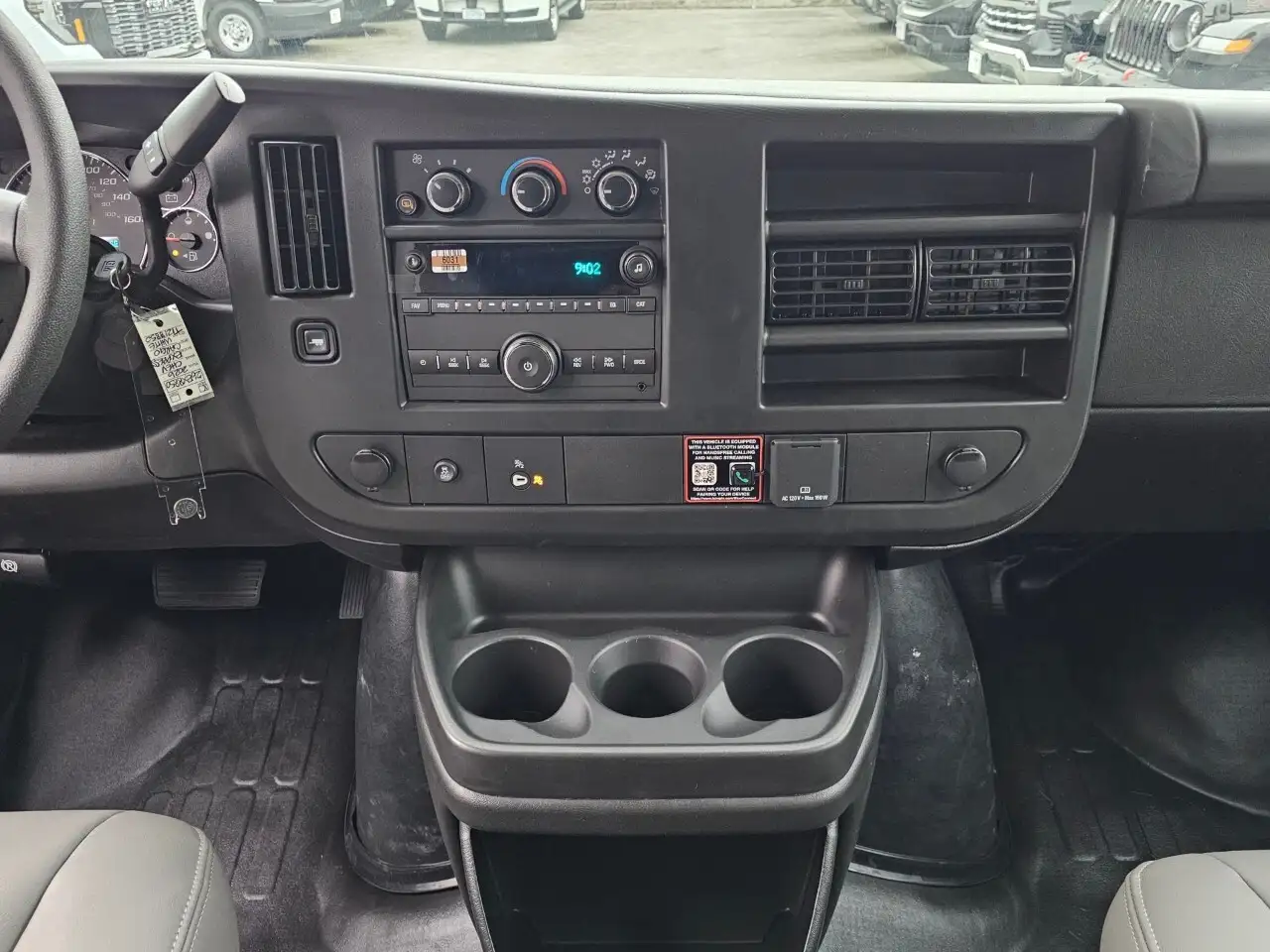 Chevrolet Express 3500 снимка Chevrolet Express 3500