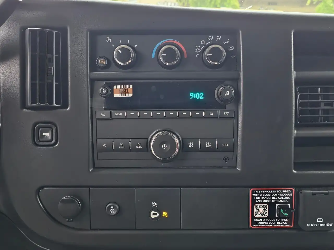 Chevrolet Express 3500 снимка Chevrolet Express 3500