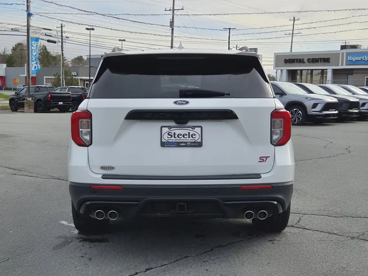 Ford Explorer photo Ford Explorer
