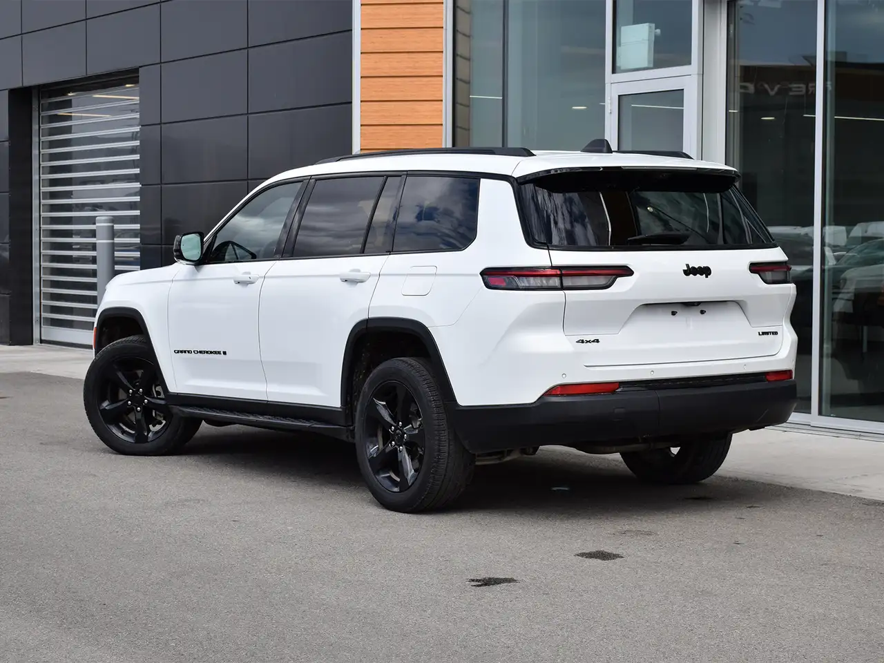 Jeep Grand Cherokee снимка Jeep Grand Cherokee