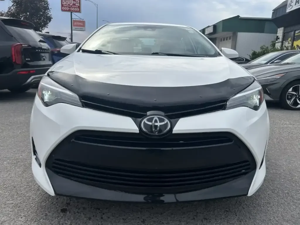 Toyota Corolla снимка Toyota Corolla