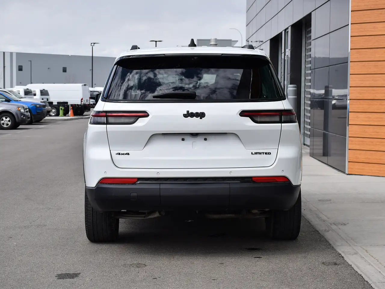 Jeep Grand Cherokee снимка Jeep Grand Cherokee