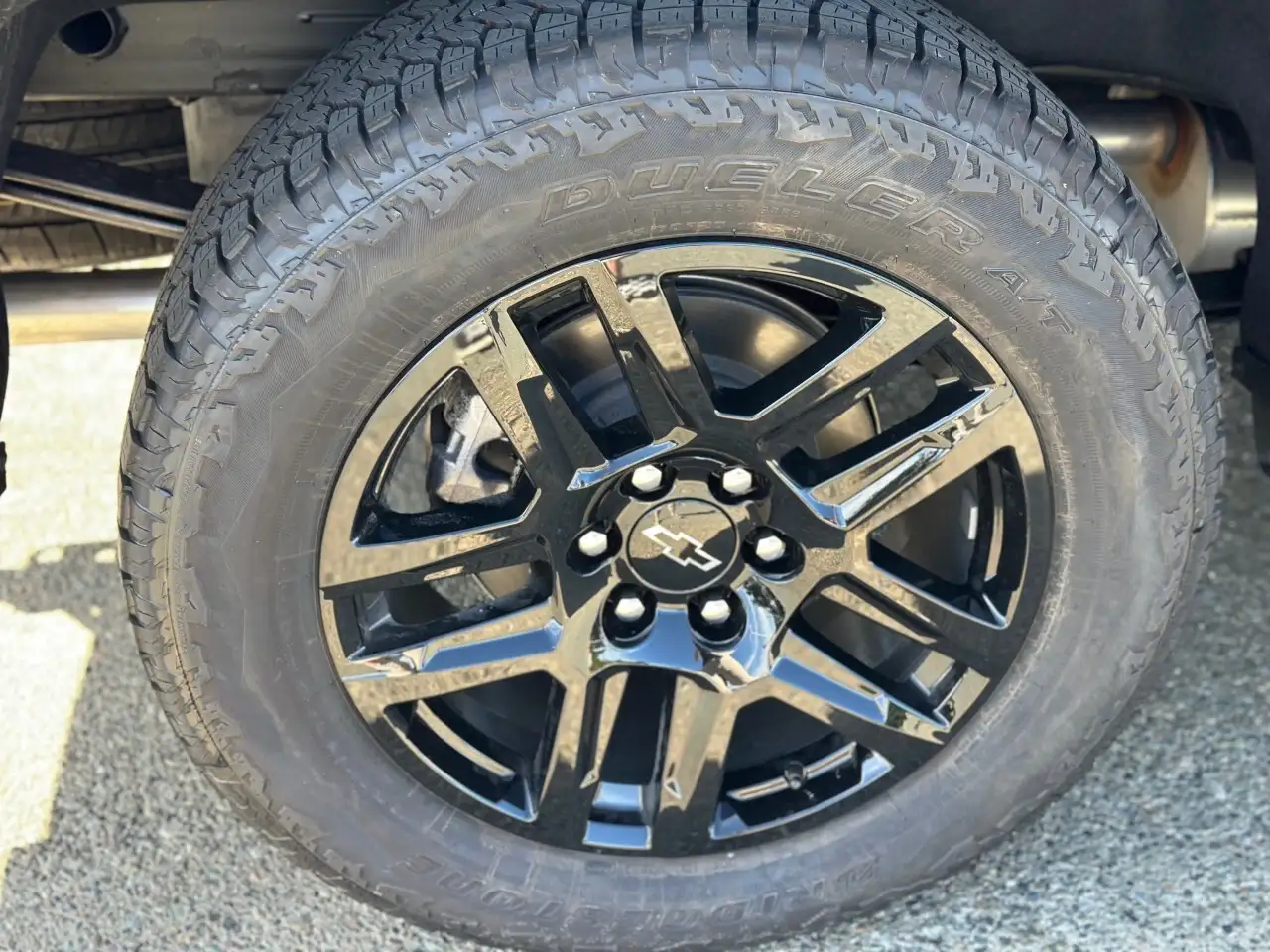 Chevrolet Silverado 1500 снимка Chevrolet Silverado 1500