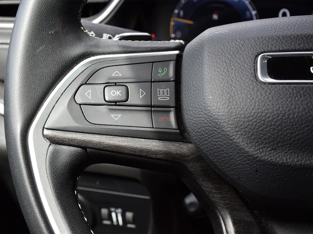 Jeep Grand Cherokee снимка Jeep Grand Cherokee
