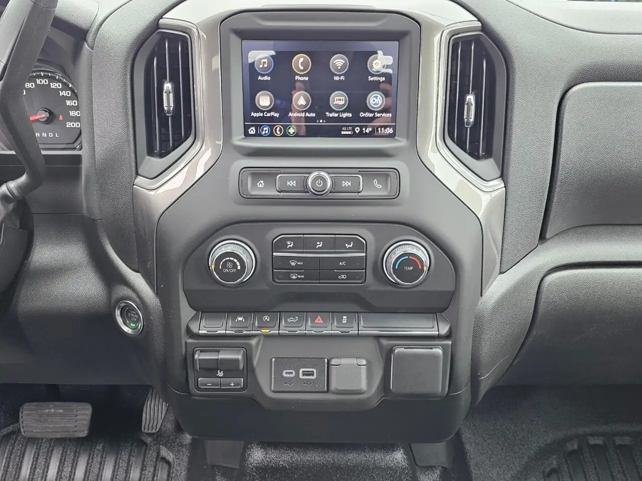 Chevrolet Silverado 1500 снимка Chevrolet Silverado 1500