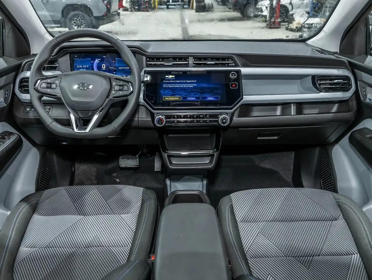 Chevrolet Bolt photo Chevrolet Bolt