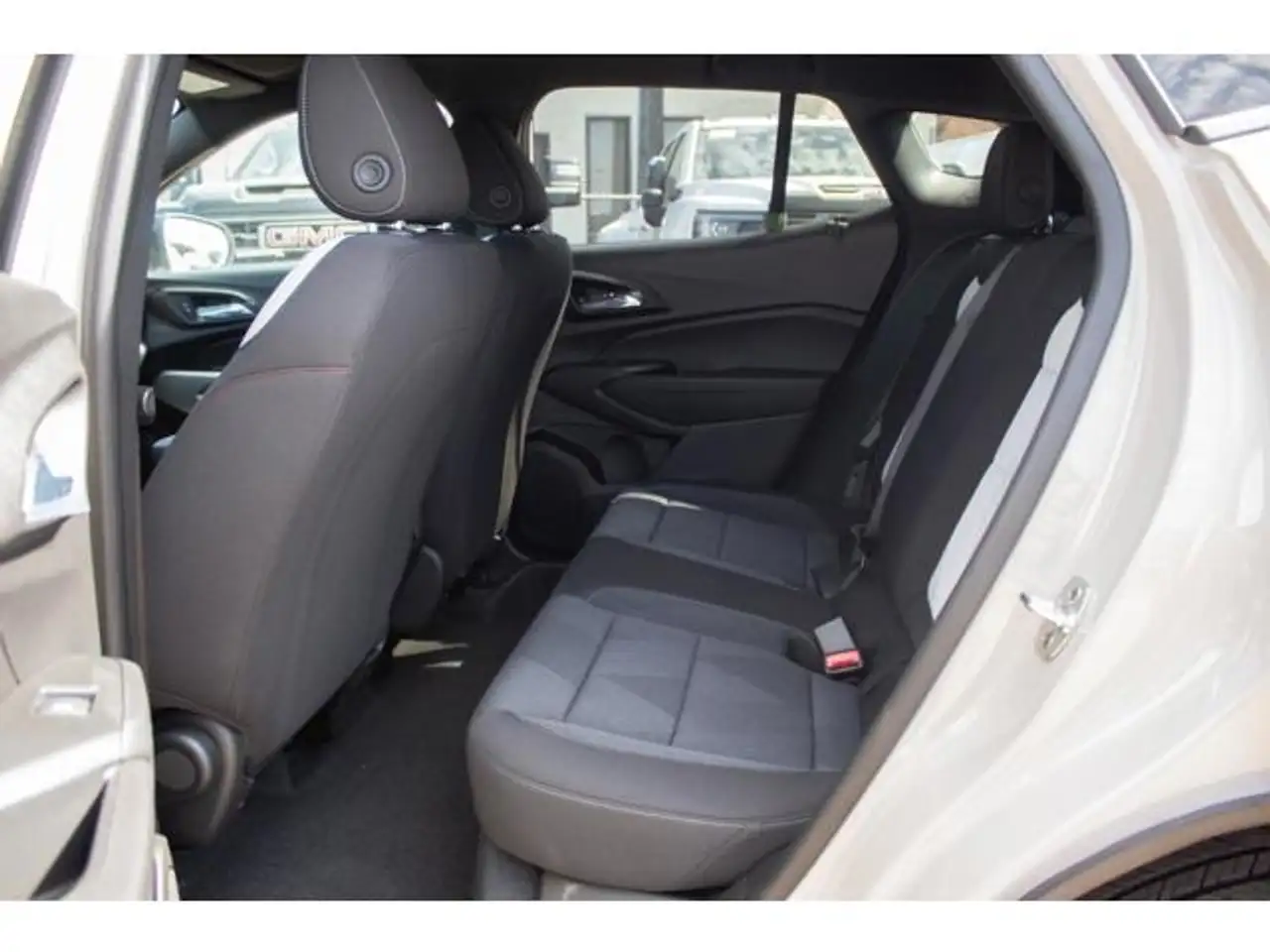 Chevrolet Trax снимка Chevrolet Trax