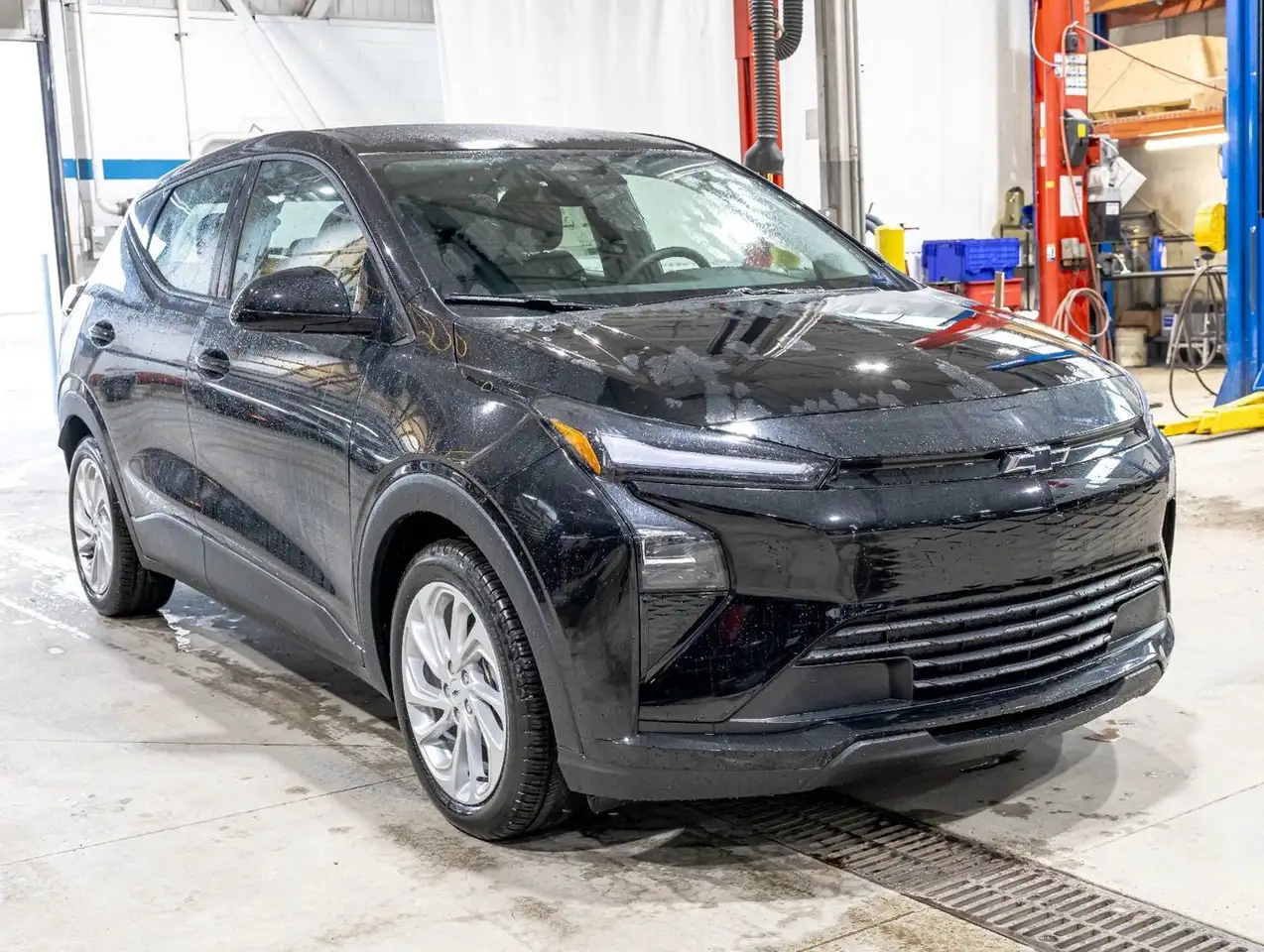 Chevrolet Bolt photo Chevrolet Bolt