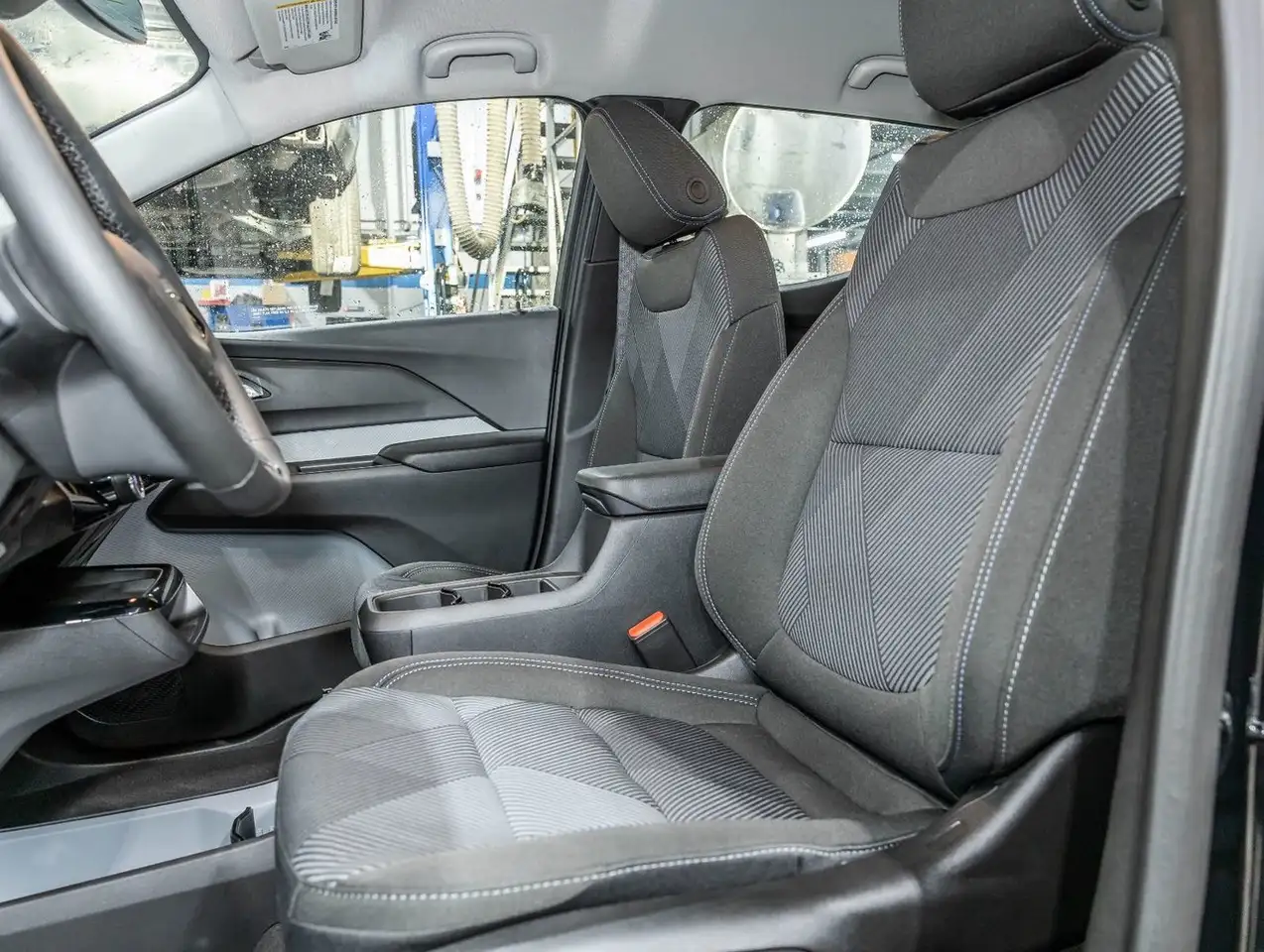 Chevrolet Bolt photo Chevrolet Bolt