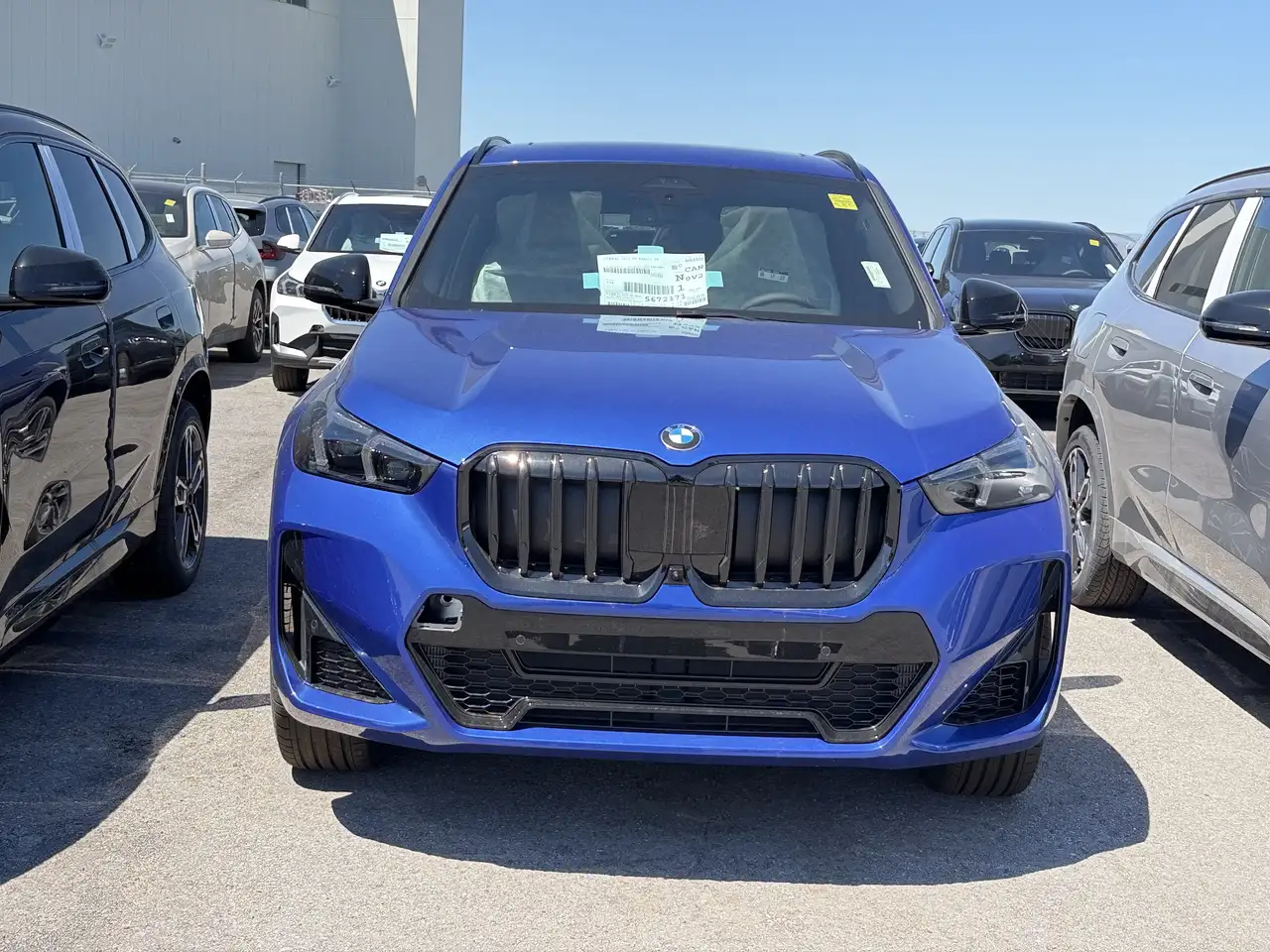 BMW X1 photo BMW X1