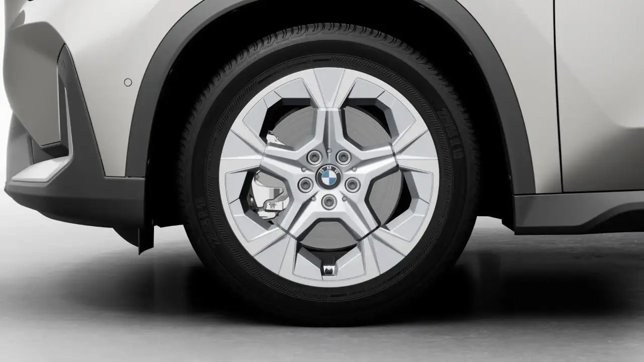 BMW X1 photo BMW X1