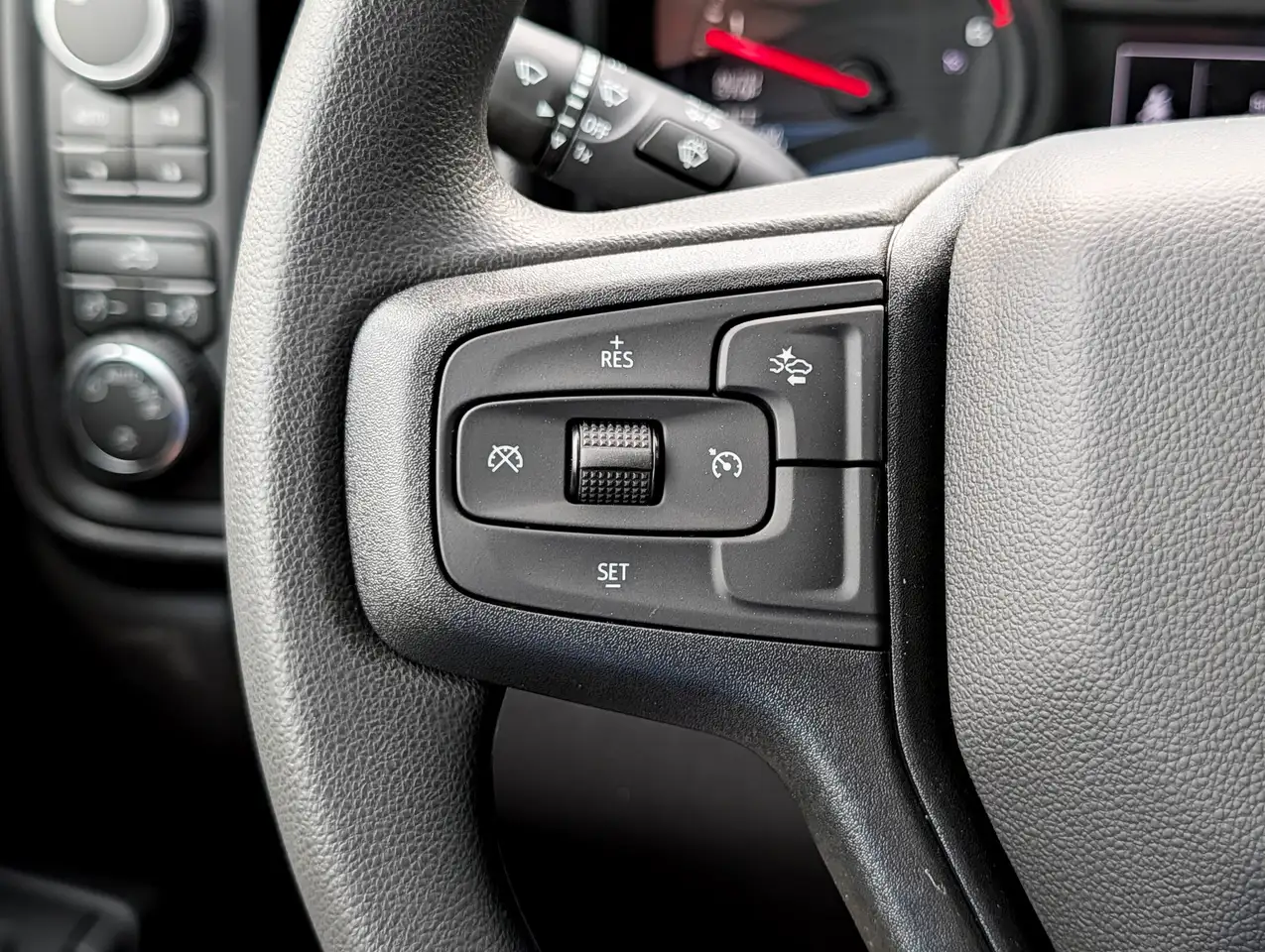 Chevrolet Silverado 1500 photo Chevrolet Silverado 1500