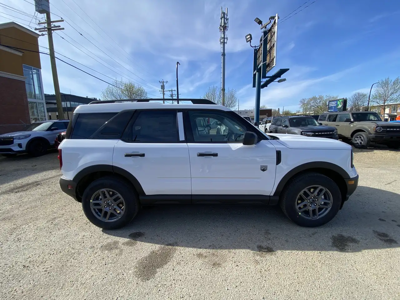 Ford Bronco Sport photo Ford Bronco Sport