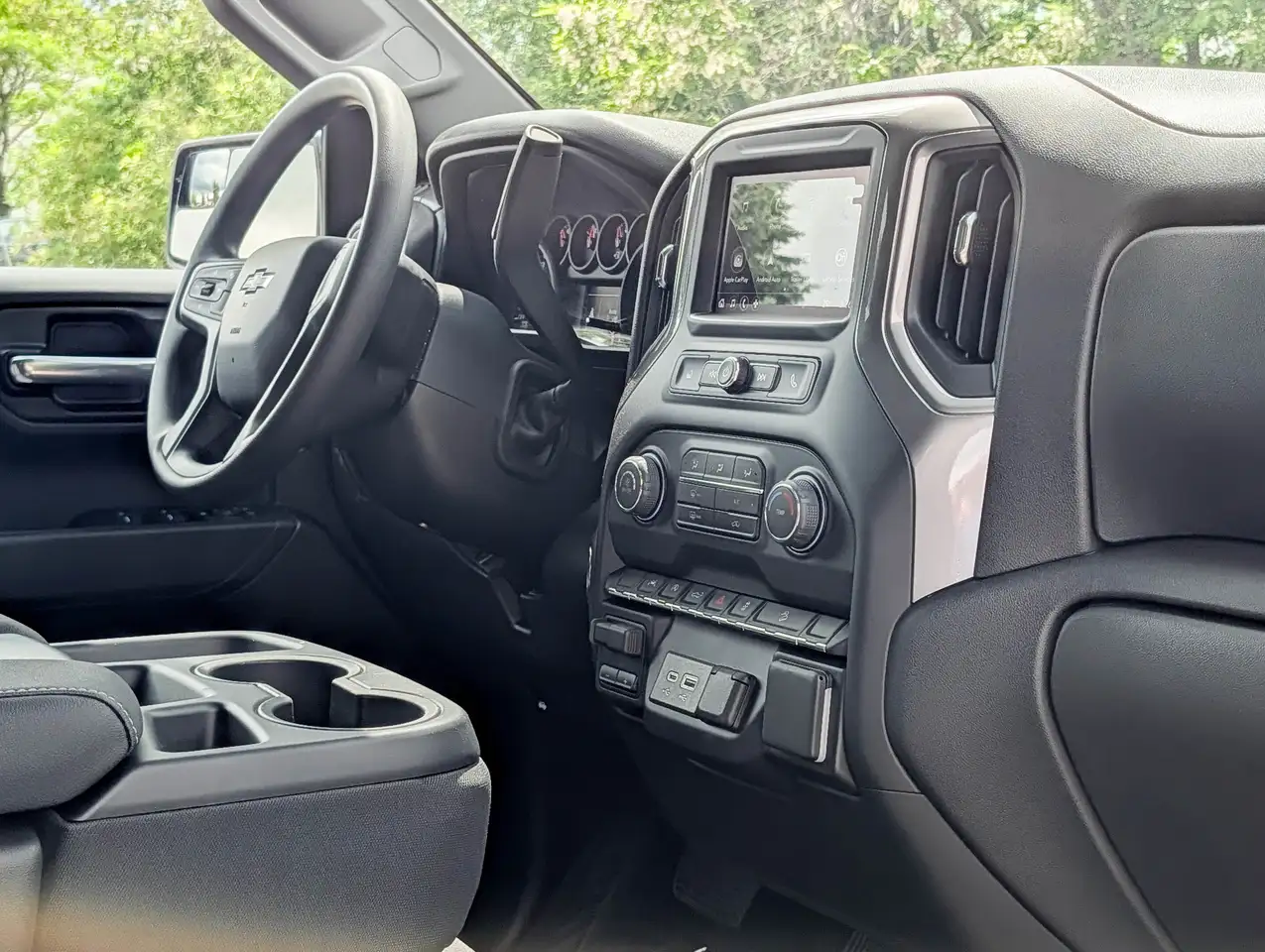 Chevrolet Silverado 1500 photo Chevrolet Silverado 1500